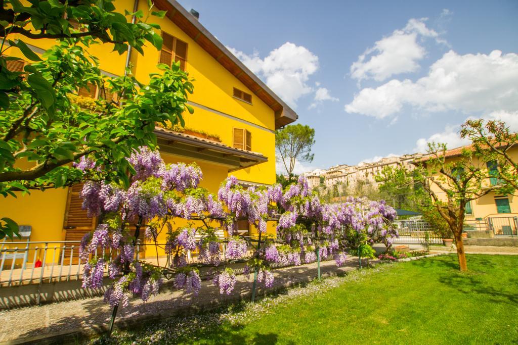 B&B I Narcisi Spello Exterior photo